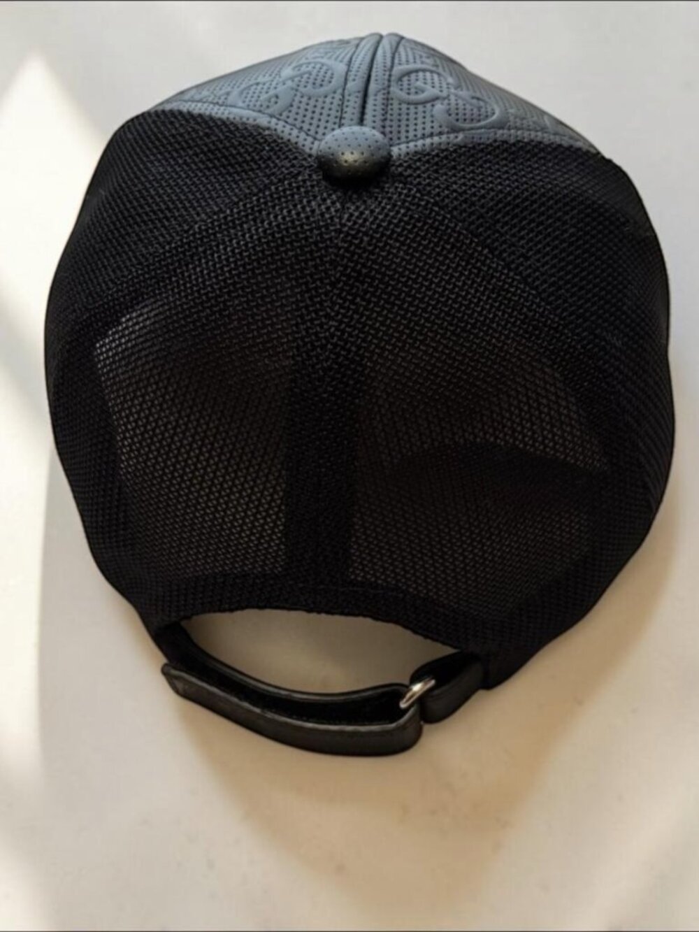 GUCCI GG Embossed Black Leather Mesh Trucker Baseball Cap Hat Italy + Dust Bag - Picture 10 of 10